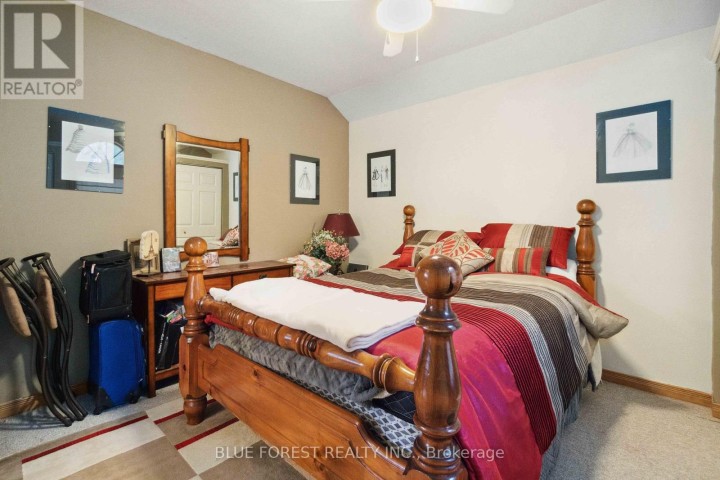 Photo 12 at 4396 WELLINGTON Road 32, Cambridge