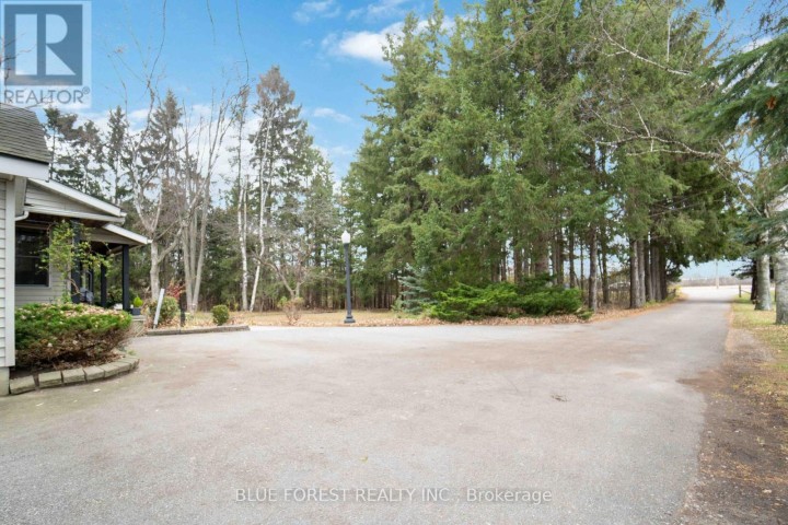 Photo 5 at 4396 WELLINGTON Road 32, Cambridge