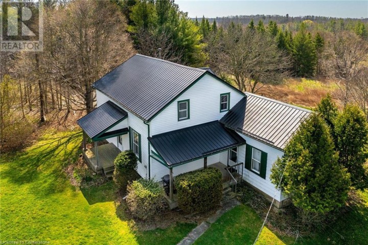 Photo 3 at 521 Baptist Church Road, Brantford