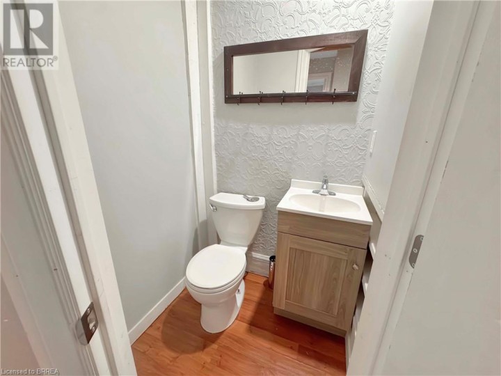 Photo 20 at 273 Brant Avenue, Brantford