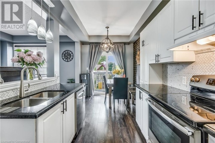 Photo 13 at 100 CHESTER Drive 16, Cambridge