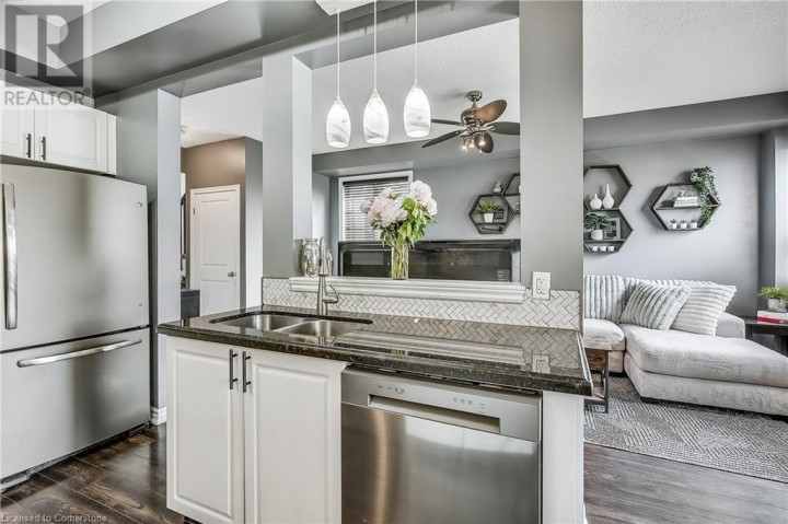 Photo 15 at 100 CHESTER Drive 16, Cambridge