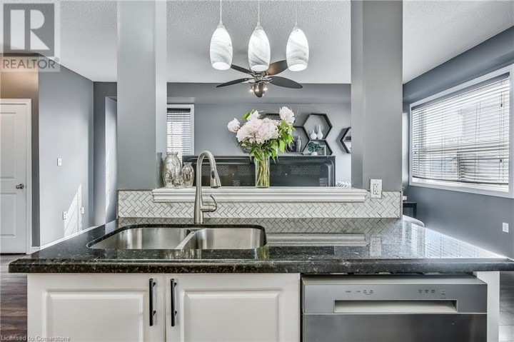 Photo 16 at 100 CHESTER Drive 16, Cambridge