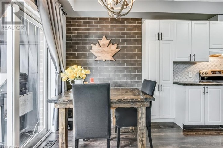 Photo 18 at 100 CHESTER Drive 16, Cambridge