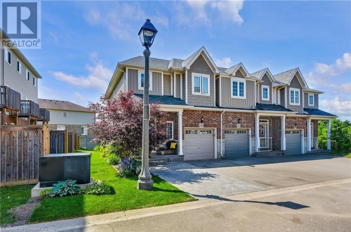 Photo 2 at 100 CHESTER Drive 16, Cambridge