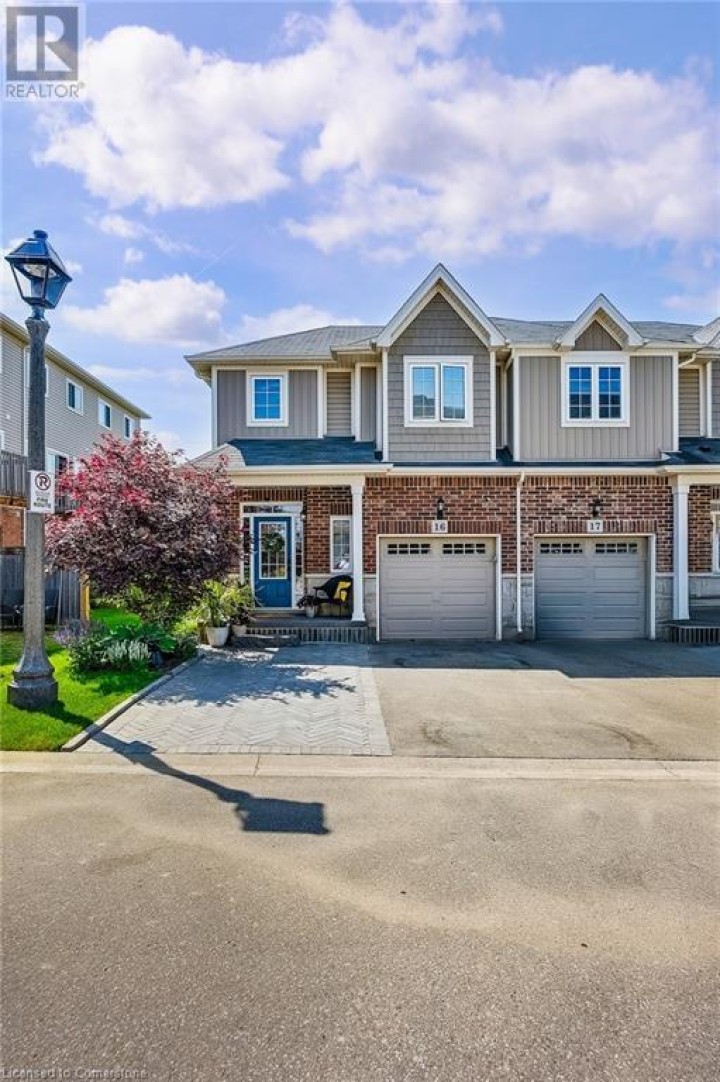 Photo 3 at 100 CHESTER Drive 16, Cambridge