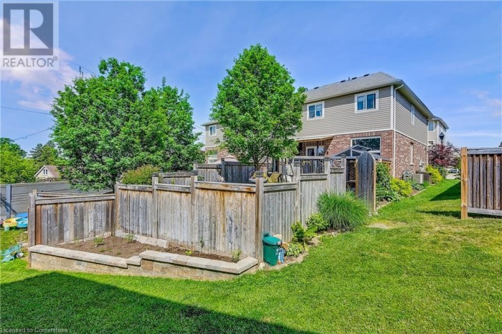 Photo 37 at 100 CHESTER Drive 16, Cambridge