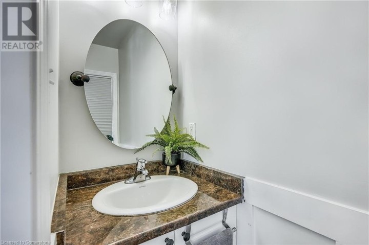 Photo 6 at 100 CHESTER Drive 16, Cambridge