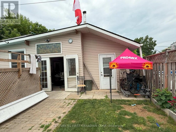Photo 26 at 84 Port Street, Brantford