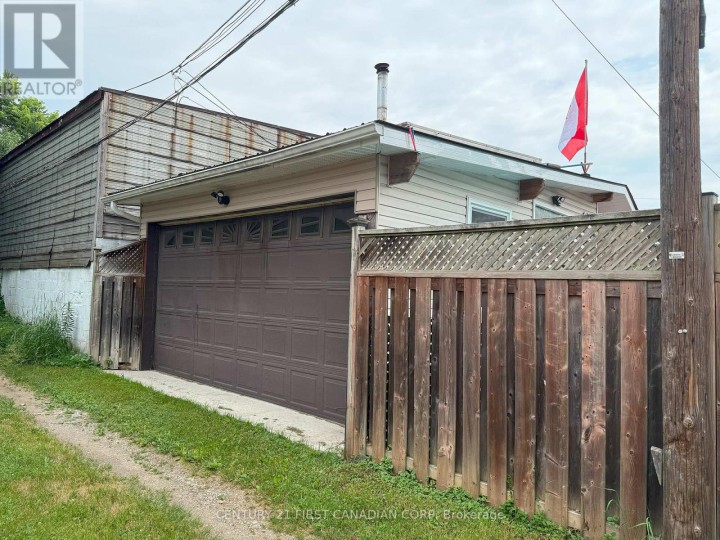 Photo 30 at 84 Port Street, Brantford