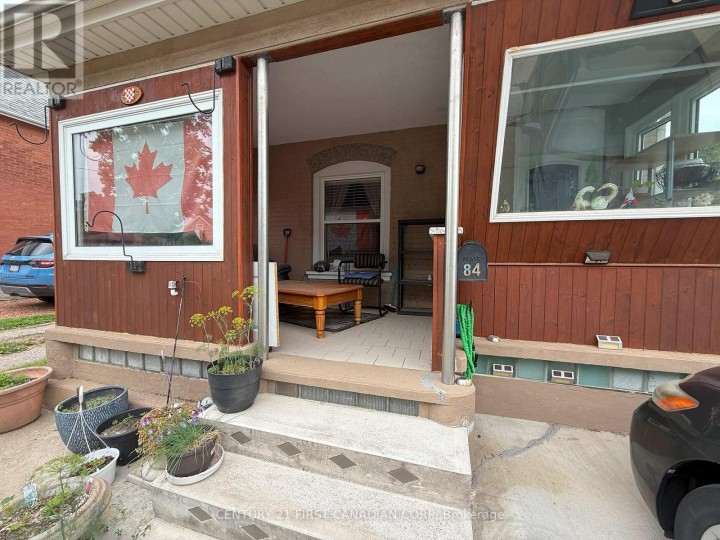 Photo 4 at 84 Port Street, Brantford