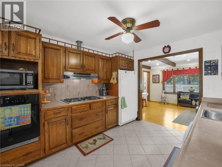 Photo 13 at 43 Rowanwood Avenue, Brantford