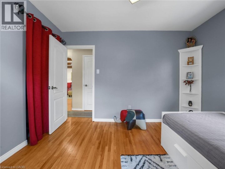 Photo 21 at 43 Rowanwood Avenue, Brantford