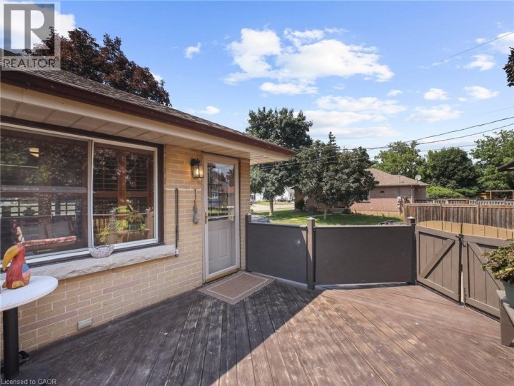 Photo 33 at 43 Rowanwood Avenue, Brantford