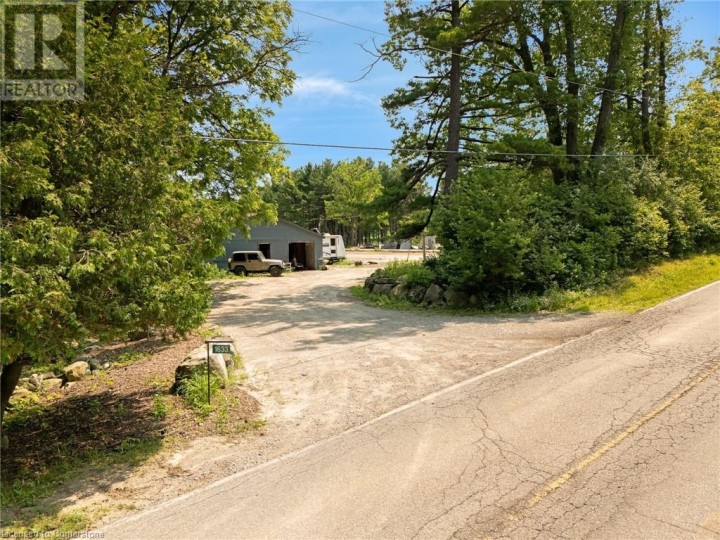 Photo 2 at 1657 Cheese Factory Road, Cambridge