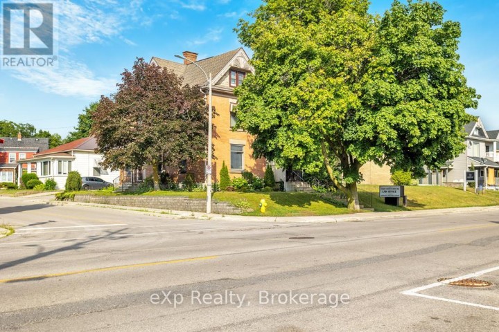Photo 6 at 22 Harvey Street, Tillsonburg