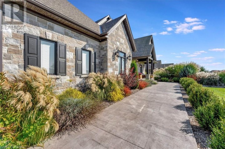 Photo 10 at 24 Tedley Boulevard, Brantford