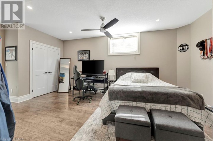 Photo 36 at 24 Tedley Boulevard, Brantford