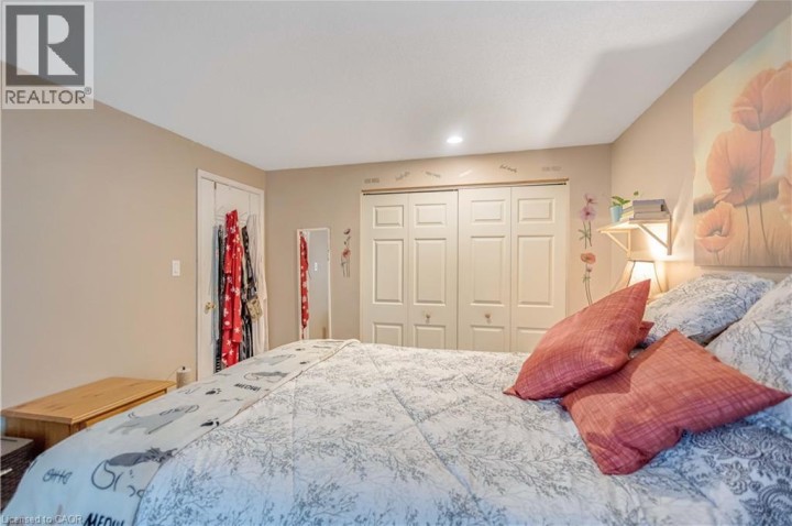 Photo 15 at 215 GLAMIS Road 40, Cambridge