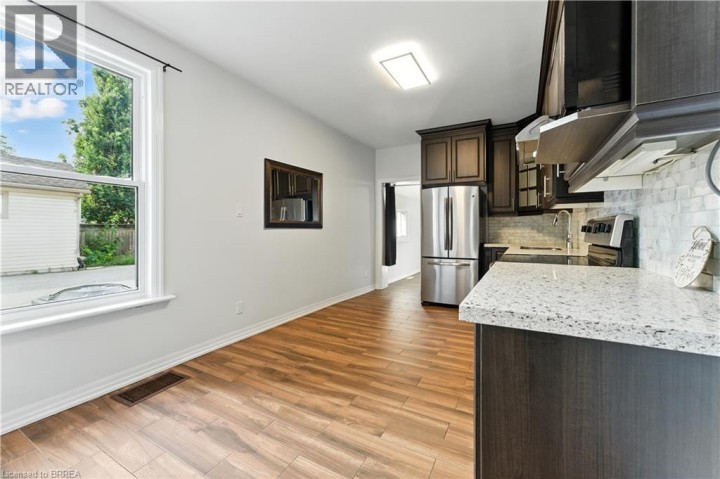 Photo 17 at 192 Brant Avenue, Brantford