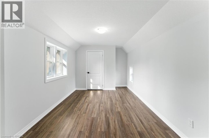 Photo 31 at 192 Brant Avenue, Brantford