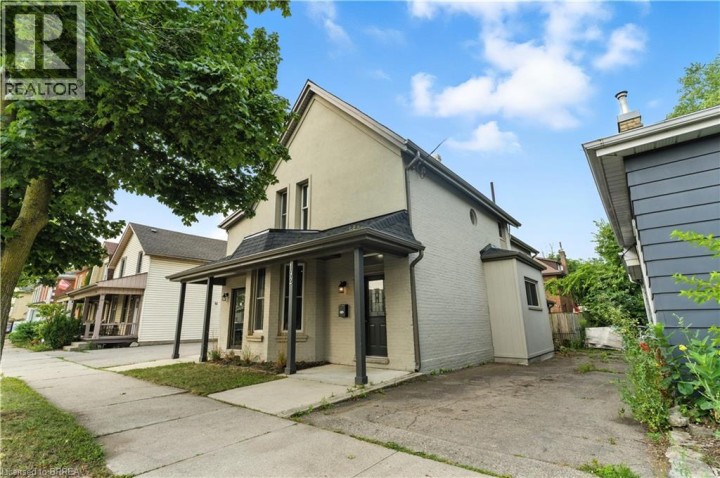 Photo 3 at 192 Brant Avenue, Brantford