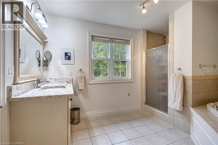 Photo 21 at 144 Glenwood Drive, Brantford