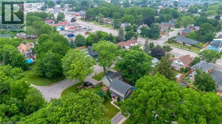 Photo 46 at 144 Glenwood Drive, Brantford