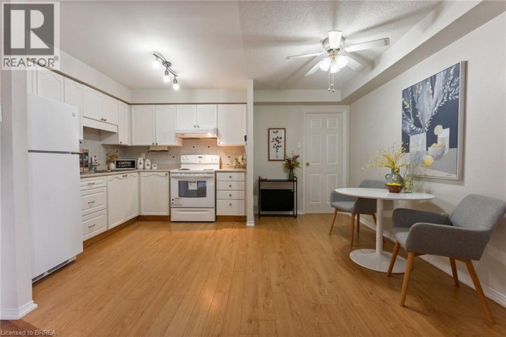 Photo 17 at 9 BONHEUR Court 212, Brantford