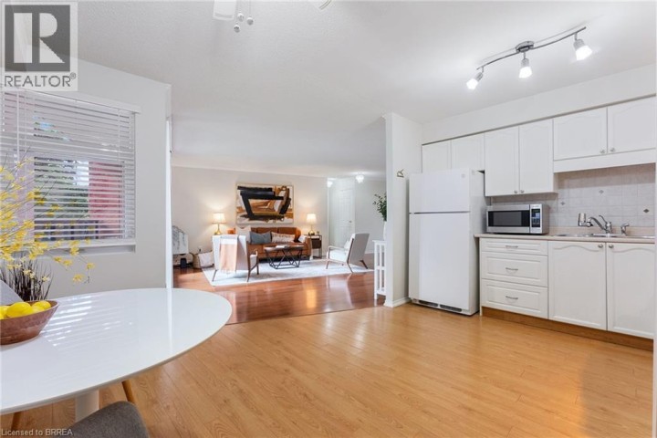 Photo 20 at 9 BONHEUR Court 212, Brantford