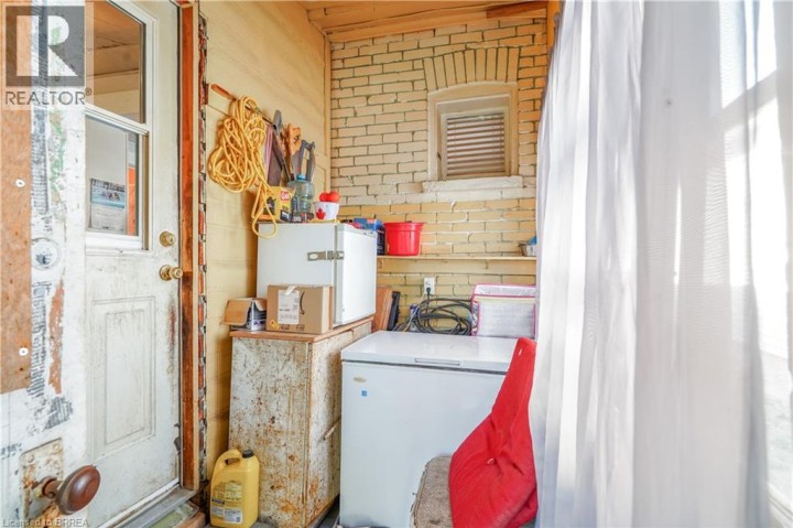 Photo 22 at 327 Sheridan Street, Brantford