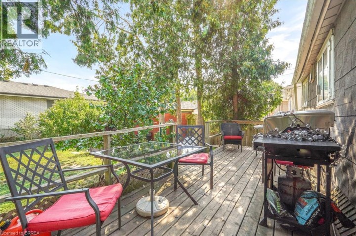 Photo 28 at 327 Sheridan Street, Brantford