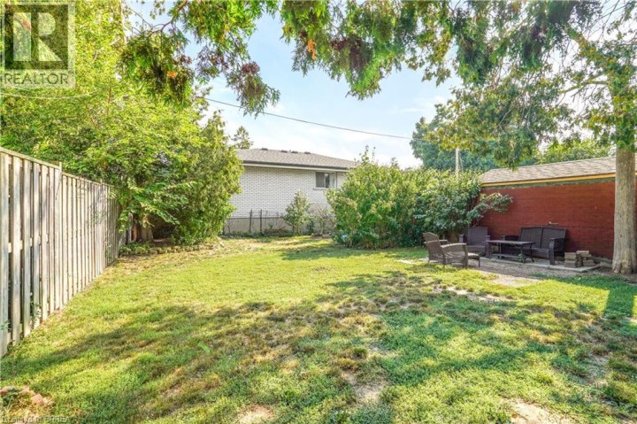 Photo 33 at 327 Sheridan Street, Brantford