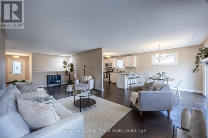 Photo 13 at 42 Hogarth Drive, Tillsonburg Photo 13 at 42 Hogarth Drive, Tillsonburg