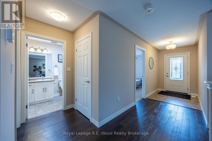 Photo 3 at 42 Hogarth Drive, Tillsonburg Photo 3 at 42 Hogarth Drive, Tillsonburg