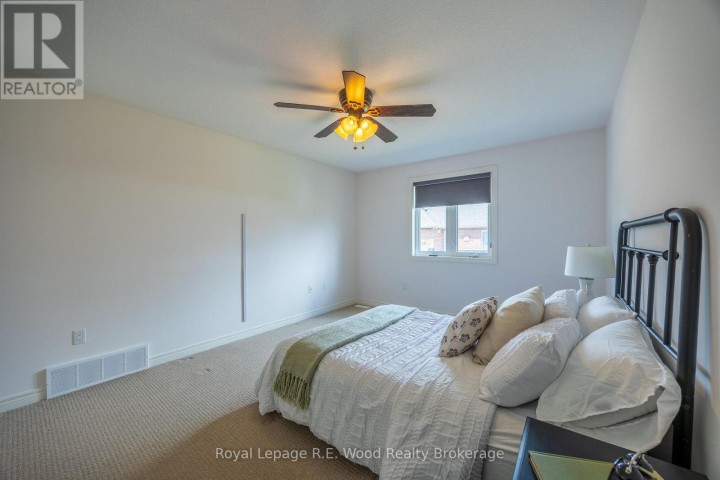 Photo 9 at 42 Hogarth Drive, Tillsonburg Photo 9 at 42 Hogarth Drive, Tillsonburg