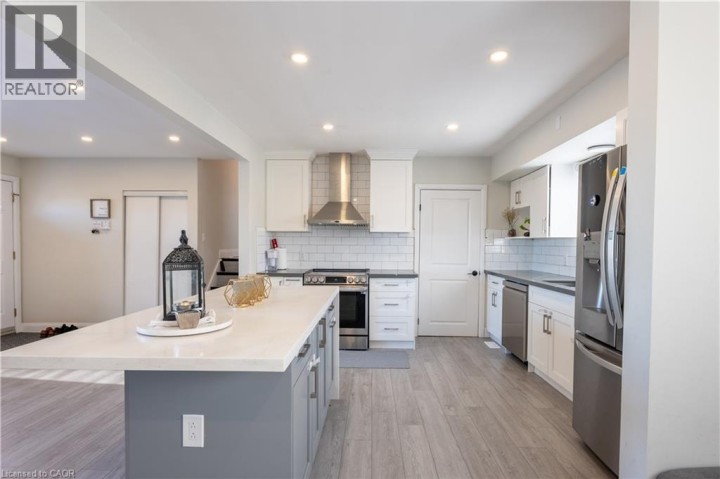 Photo 14 at 936 Alice Street, Woodstock