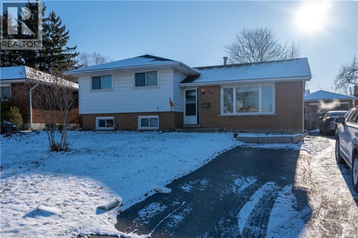 Photo 2 at 936 Alice Street, Woodstock