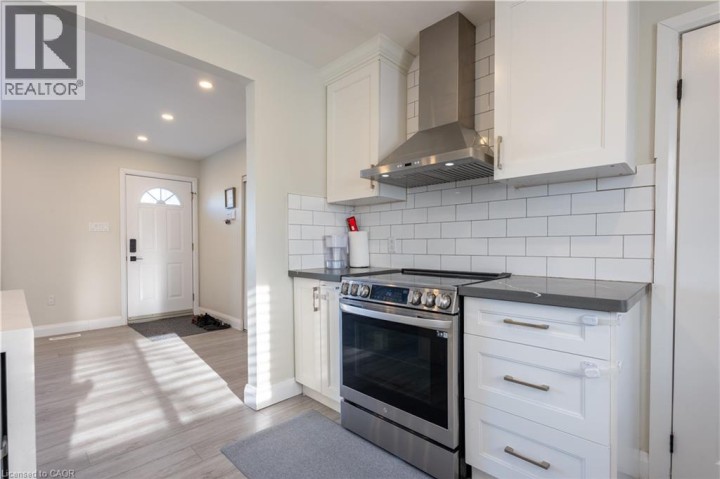 Photo 15 at 936 Alice Street, Woodstock