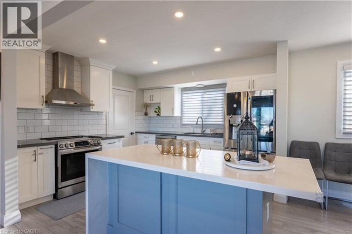 Photo 13 at 936 Alice Street, Woodstock