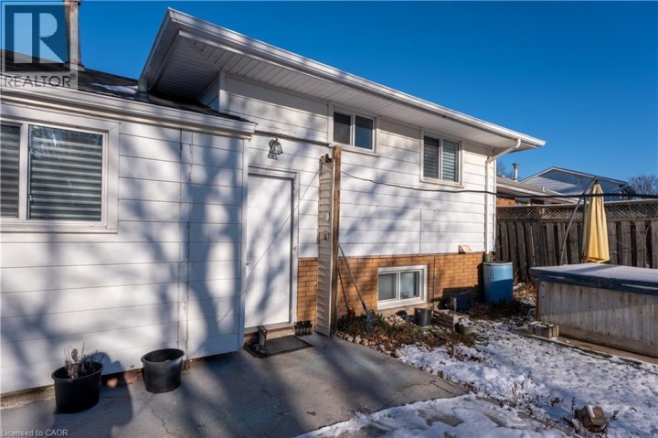 Photo 9 at 936 Alice Street, Woodstock