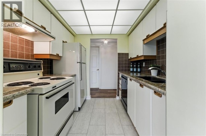 Photo 17 at 237 KING Street W 1104, Cambridge