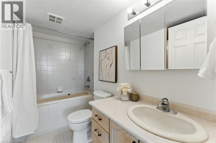 Photo 23 at 237 KING Street W 1104, Cambridge