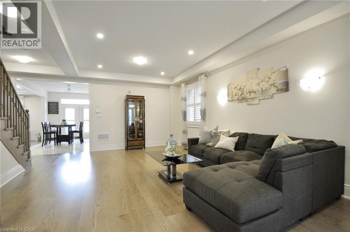 Photo 7 at 81 Attwater Drive, Cambridge