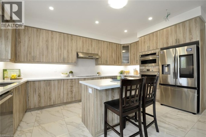 Photo 8 at 81 Attwater Drive, Cambridge