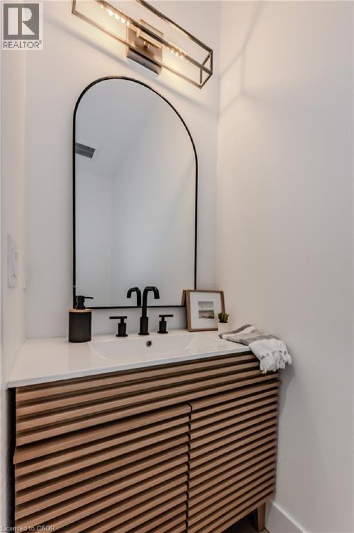 Photo 9 at 195 Riverbank Drive, Cambridge