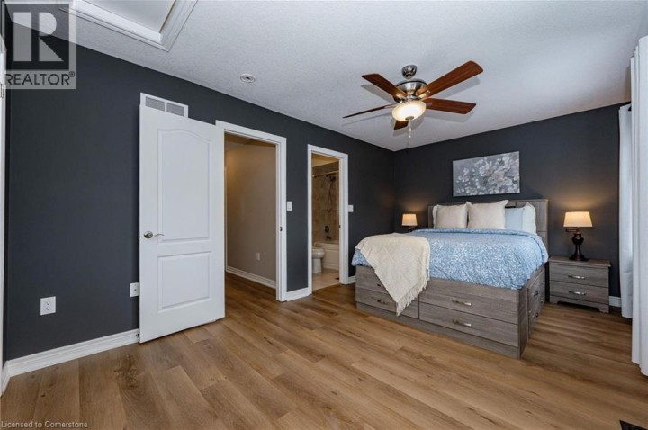 Photo 20 at 395 LINDEN Drive 2, Cambridge