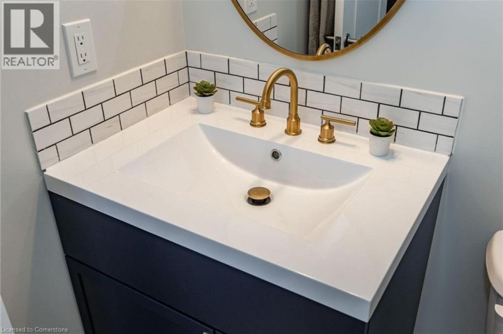 Photo 22 at 395 LINDEN Drive 2, Cambridge