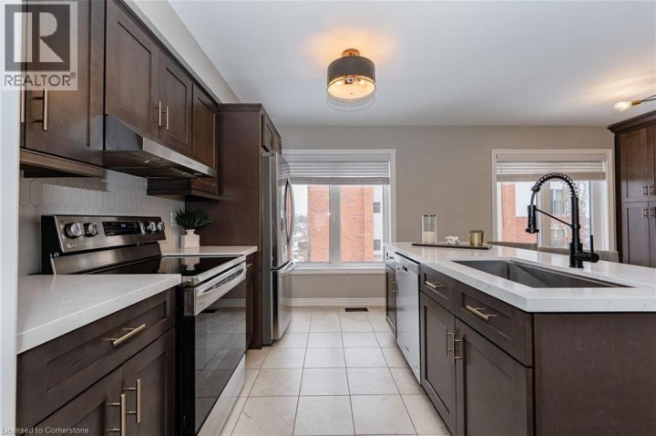 Photo 7 at 395 LINDEN Drive 2, Cambridge