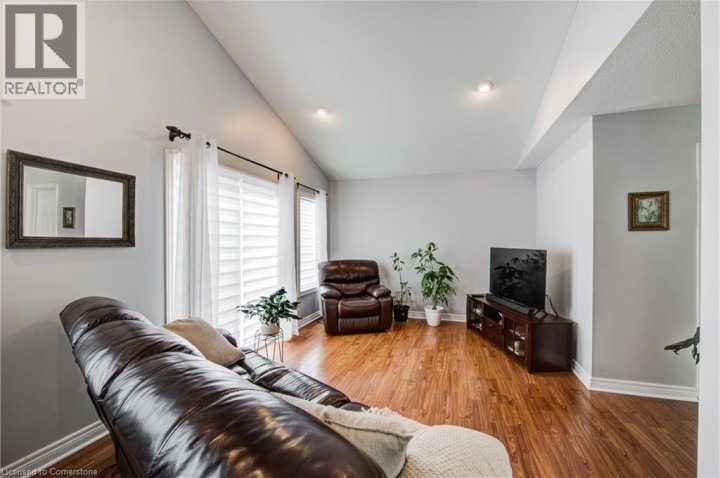 Photo 13 at 541 Alberta Avenue, Woodstock